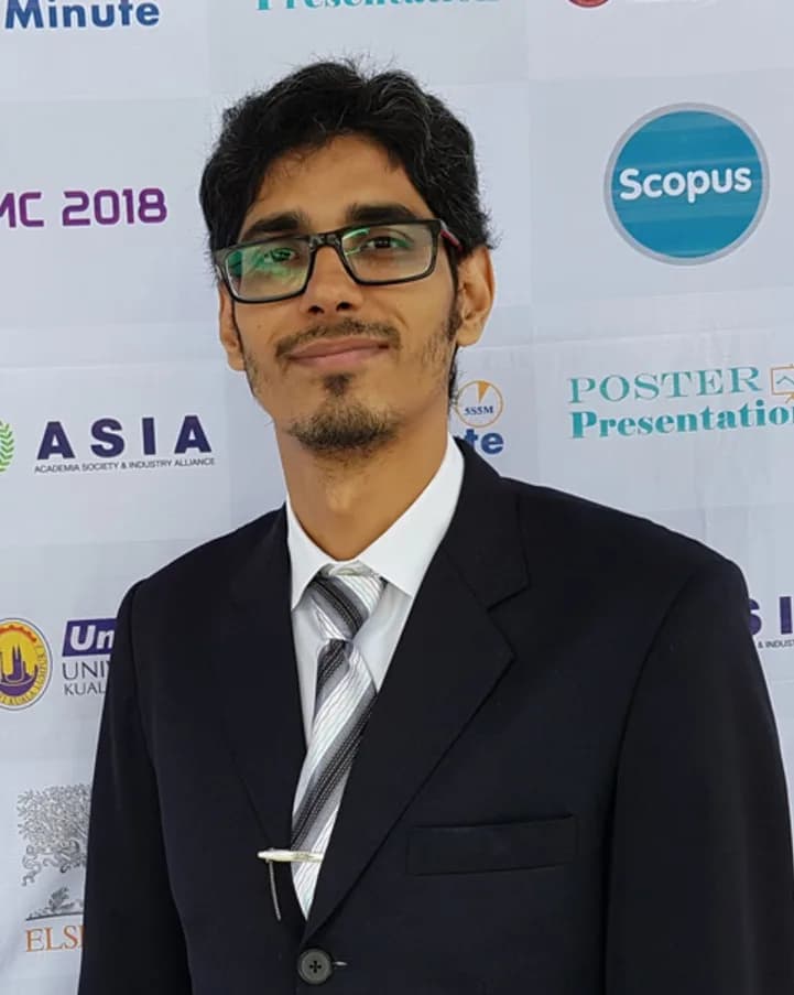 Dr. Arslan Umar